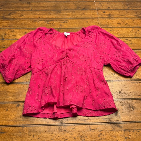 SOFIA JEANS BY SOFIA VERGARA Tops - SOFIA‎ JEANS BY SOFIA VERGARA Pink Eyelet Peplum Top Women's Size L Puff Sleeve
